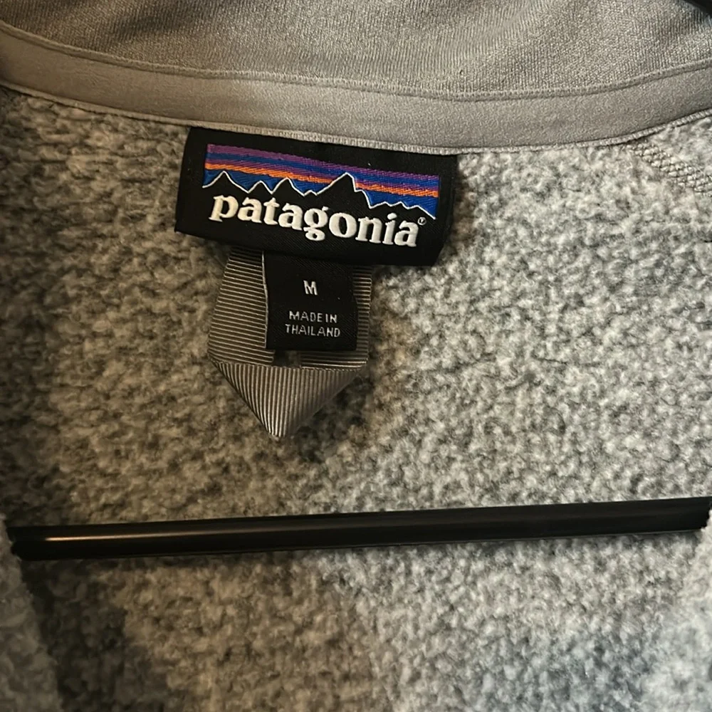 Men's Gray Sweater - Picture 4 of 7